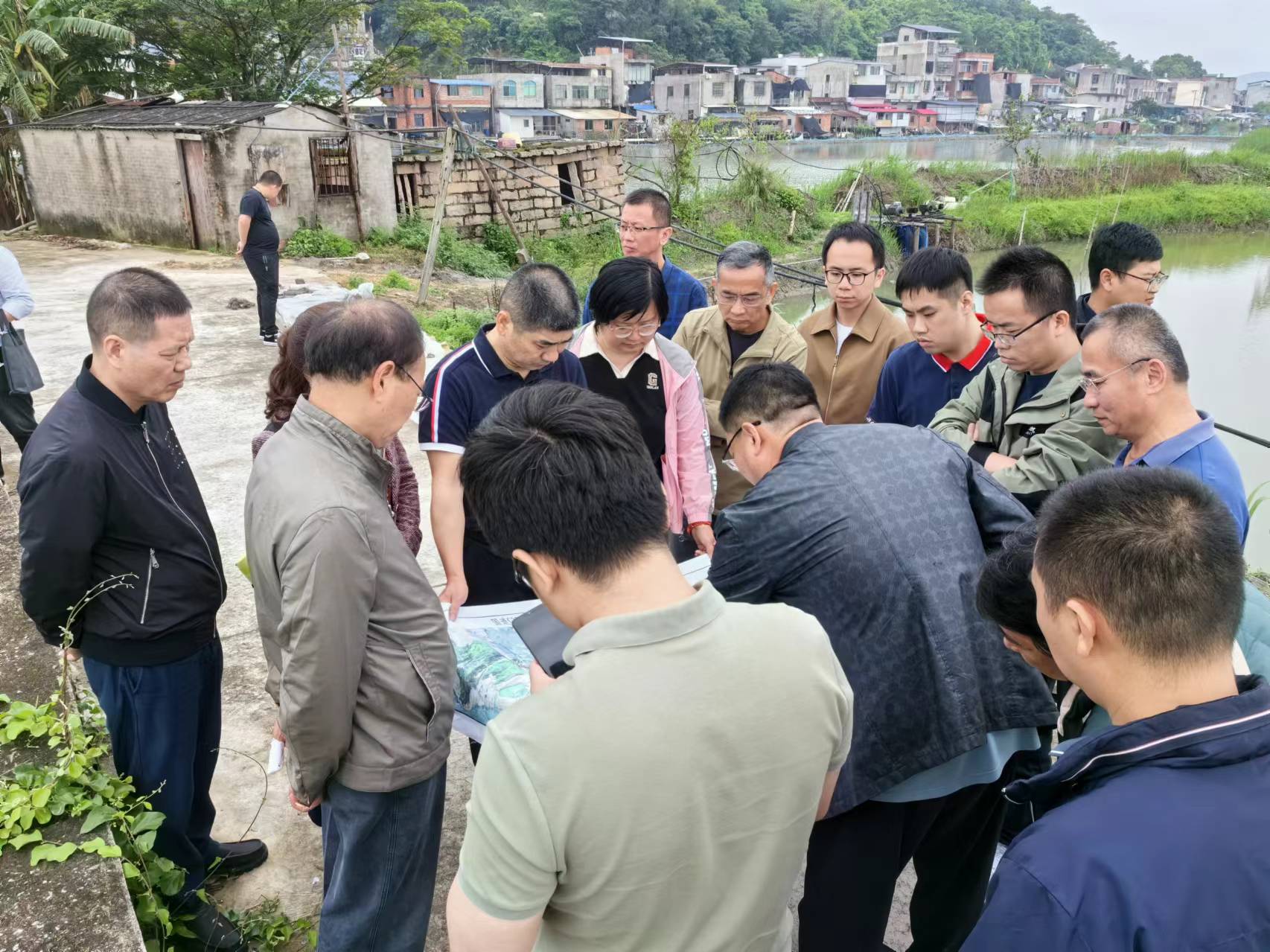 國道G228線(xiàn)蕉城漳灣下塘至拱嶼段公路工程初步設計方案專(zhuān)題推進(jìn)會(huì )順利召開(kāi)，王俊宇拍攝1.jpg